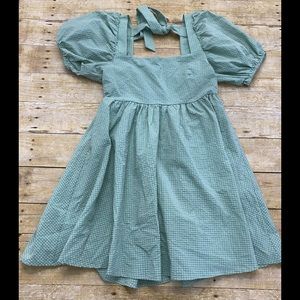 NWOT Hazel Boutique dress with puffy sleeves